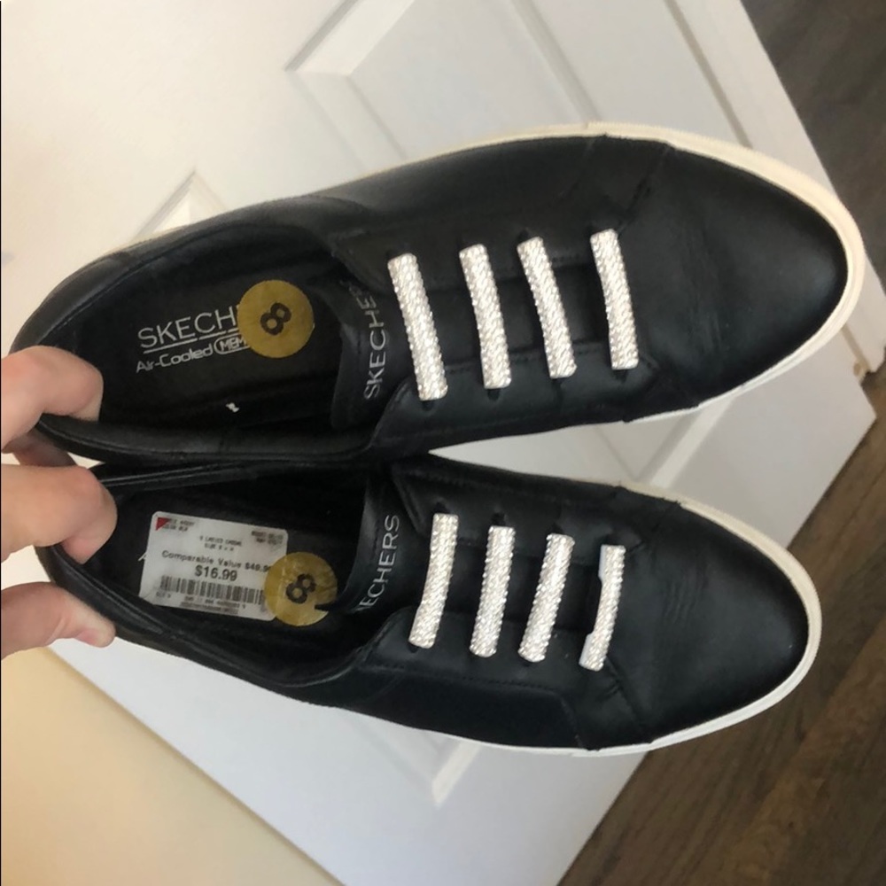 Skechers  women’s 8